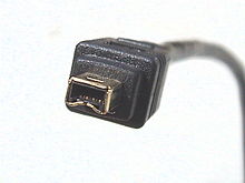 http://upload.wikimedia.org/wikipedia/commons/thumb/c/ca/Firewire4-pin.jpg/220px-Firewire4-pin.jpg